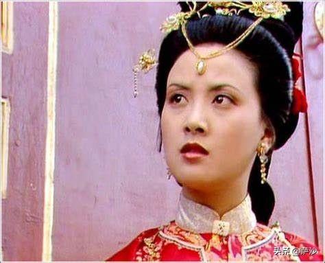 《红楼梦》王熙凤得了下红之症为什么瞒着众人？她26岁病死怪谁？