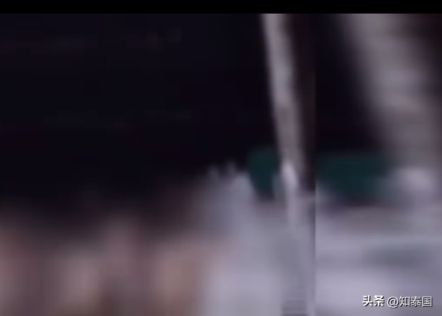 恬不知耻！外国男女公然在泰国海滩“大做特做”引热议