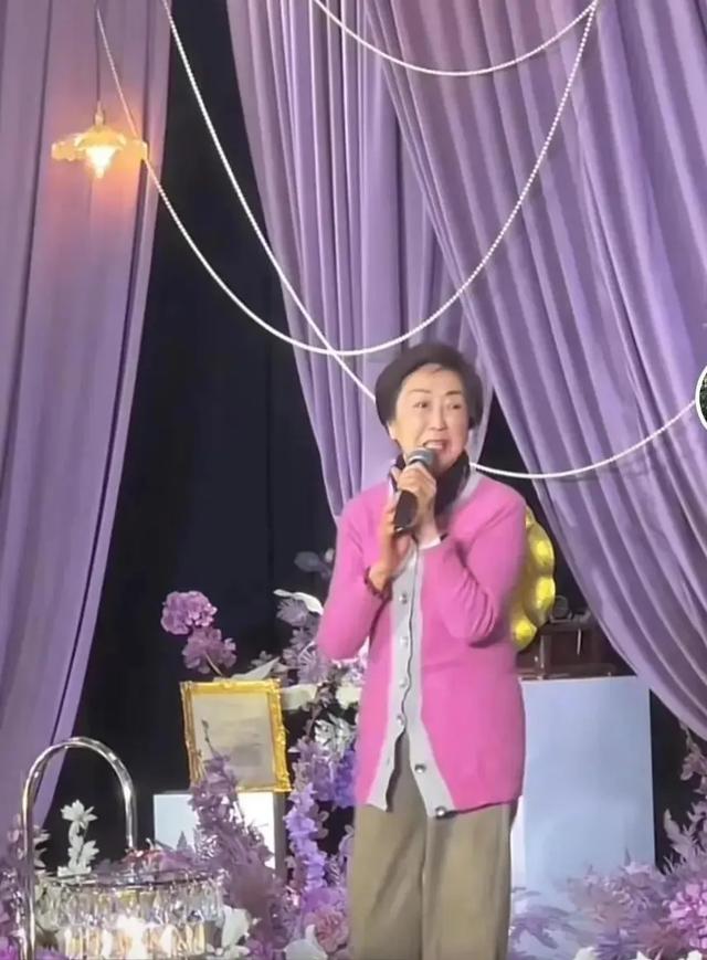 天啊！《老娘舅》演员们现在干啥？有人疯狂接广告，有人旅游……