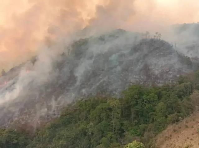 缅甸大其力空气污染严重,达到极差级别!当局开展紧急洒水行动