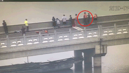 这张“不雅照”，走红了