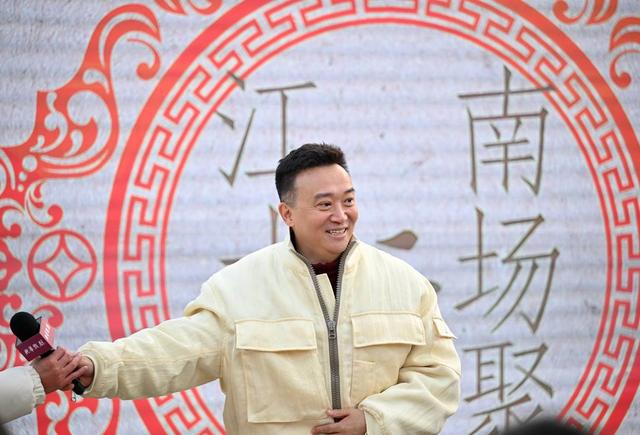 《江南·十二场欢聚》海选百位青年演员 张凯丽韦唯徐俐成“班主任”