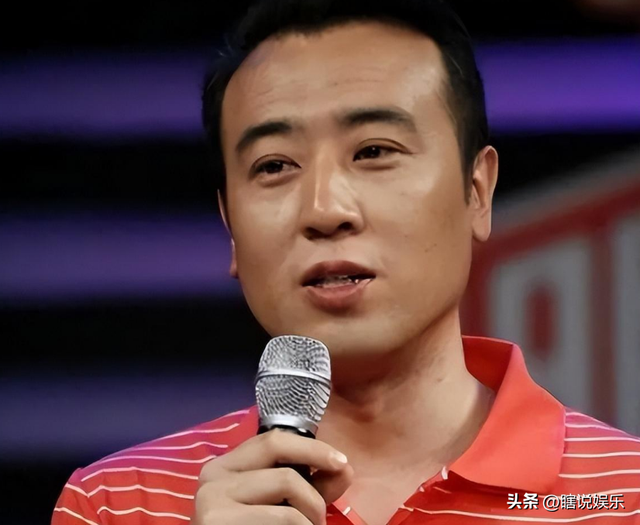 3岁丧父，靠吃姐姐奶水长大，成名后的于和伟为8个哥哥姐姐买房