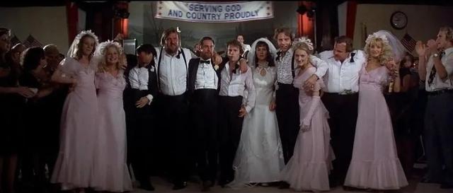 片长3个小时的战争片，我一口气看完，不舍得快进1秒钟