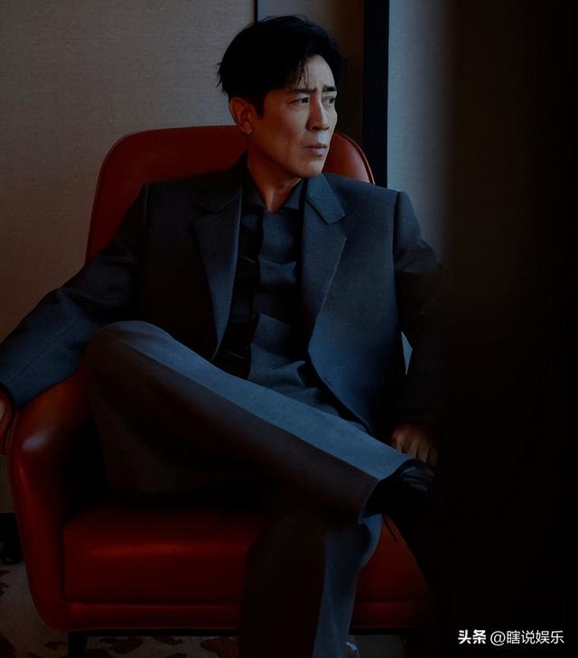 3岁丧父，靠吃姐姐奶水长大，成名后的于和伟为8个哥哥姐姐买房