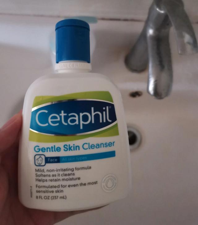 混油皮适合什么洗面奶，温和不刺激，分享几款性价比高的洁面