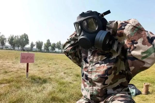 二次入伍，二等功！她有了新身份……