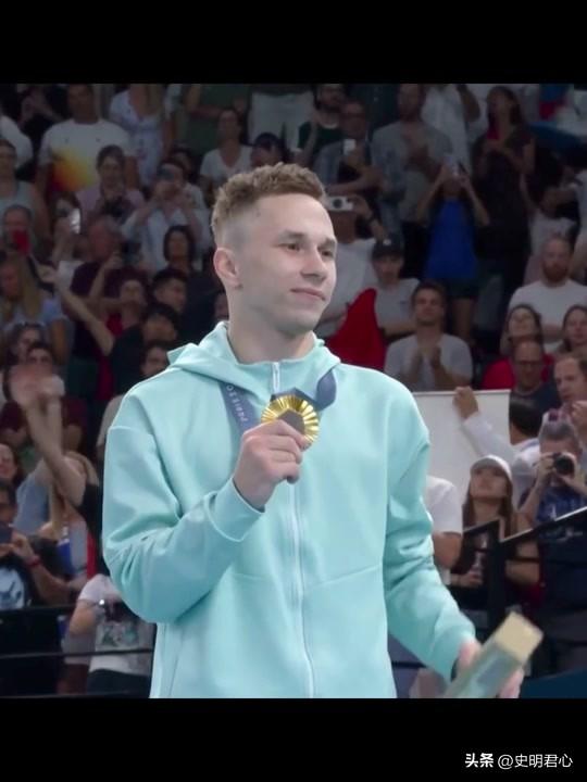 睡觉也能夺冠?“睡美人”玛胡奇克一睡成名,网友评论区两边倒