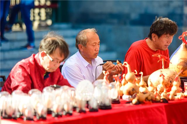 《快乐哆唻咪》：打卡天津直击城市幸福感，精气神迸发收视再夺冠