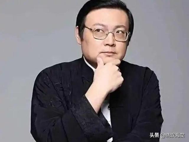 销声匿迹7年多，“一代铁嘴”梁宏达，因口不择言今再无翻红可能