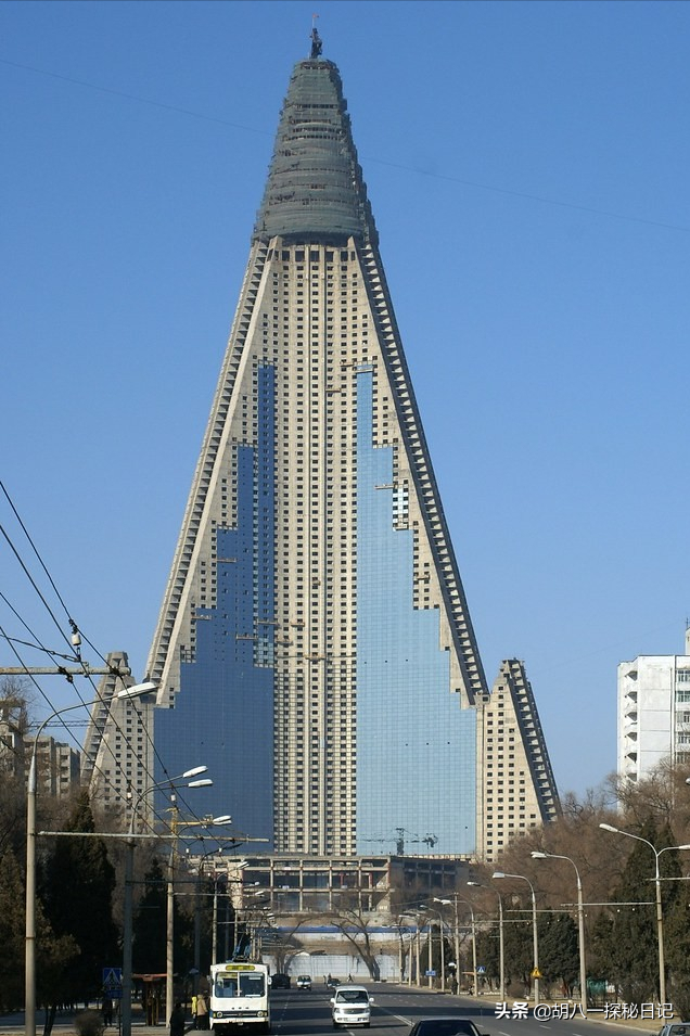 朝鲜建设了30年的柳京饭店，外形像太空船，为何至今没有营业？