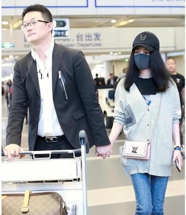 《演员3》为了流量没了底线！劣迹网红刘梓晨，知名小三姚笛官宣