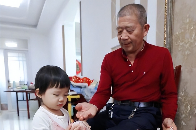 脑瘫网红曼曼备孕,网友辣评:根本不敢死,好怕我会是那个小baby