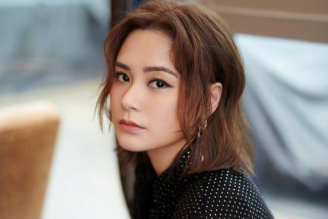 40岁阿娇近照:一年没见胖成“向太”,1米55身高却有140斤的体重