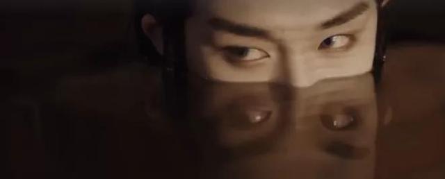 被网暴十年，他赚得盆满钵满