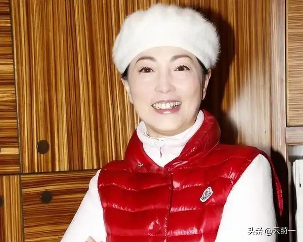 林正英:3拒苑琼丹求婚,死后却给她留下1000万遗产,一生太凄苦