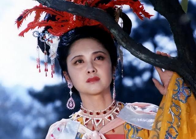 女儿国国王不是谁都能演,有的柔情似水,有的腹黑疯批