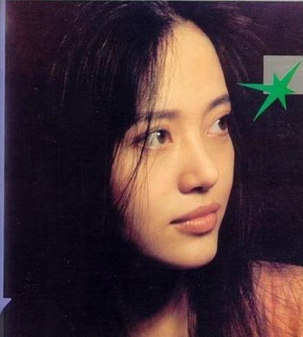 “猎艳高手”李亚鹏，越老越吃香，他凭什么？