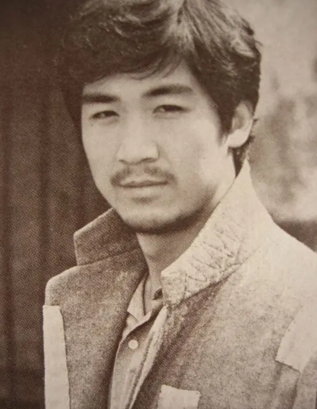 为了邓婕,张国立“抛弃”的前妻罗秀春,如今过得怎么样了?