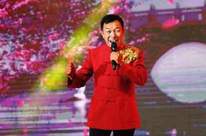 石占明(原生态民歌王石占明在文水县演唱惠民歌曲)