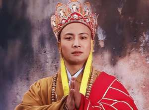 前边(唐僧成佛后，为何排名在观音之前？你看看排名在如来前面的是谁？)