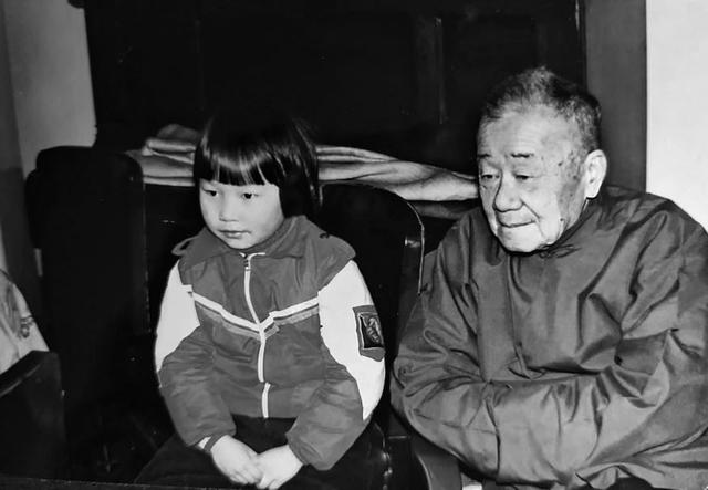 王赓：记起一个“无声也无浪”的人