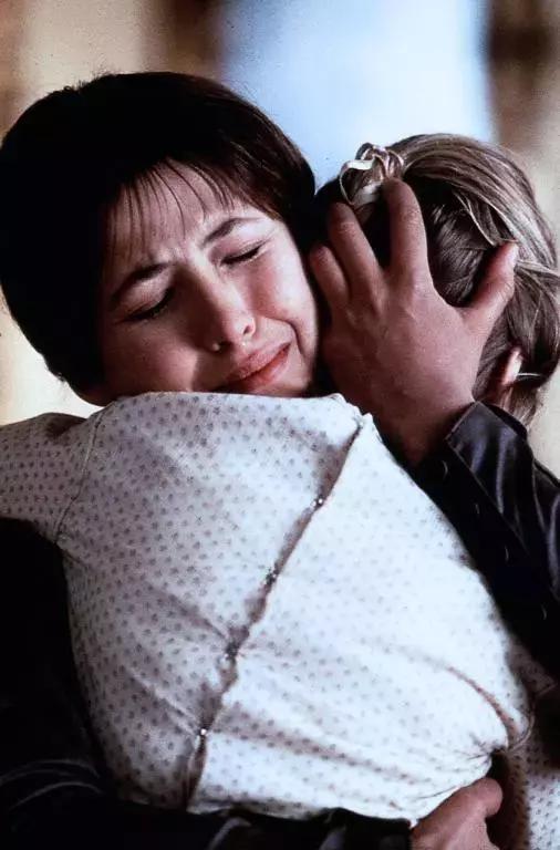 苏菲·玛索从初吻里展现的一眼如沐春风，到52岁时神秘曼妙，令人领略女性之美的至高境界