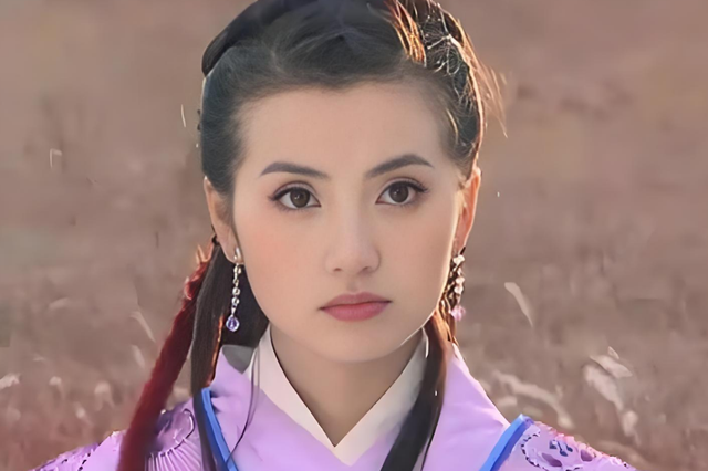 “万人迷”陈好，30岁嫁给二婚刘海峰，婚后连生3胎如今幸福不己