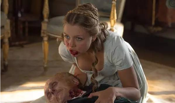 束胸衣,白大腿,打完僵尸就亲嘴