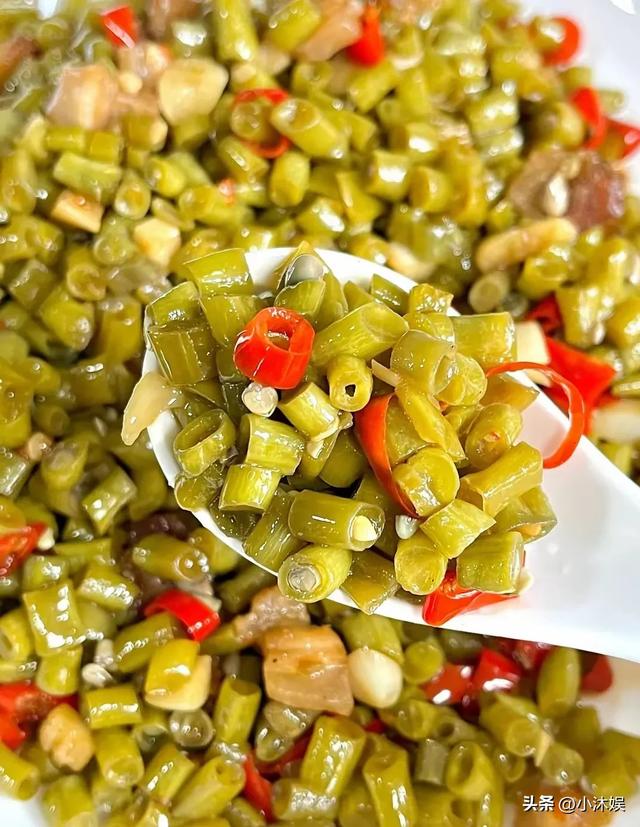 老祖宗传下来的小咸菜配方，跟粥真是绝配，开胃又爽口