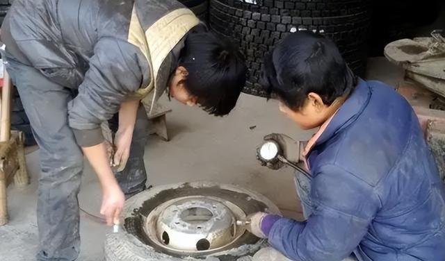 13岁山东男孩,被同事开玩笑,用高压泵往体内充气,五脏严重损坏