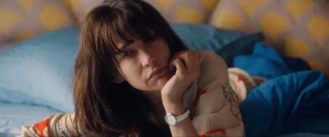 苏菲·玛索从初吻里展现的一眼如沐春风，到52岁时神秘曼妙，令人领略女性之美的至高境界