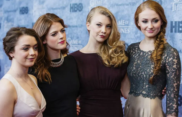 “二丫”沧桑得像40岁，《权力的游戏》热播12年，童星颜值大变样