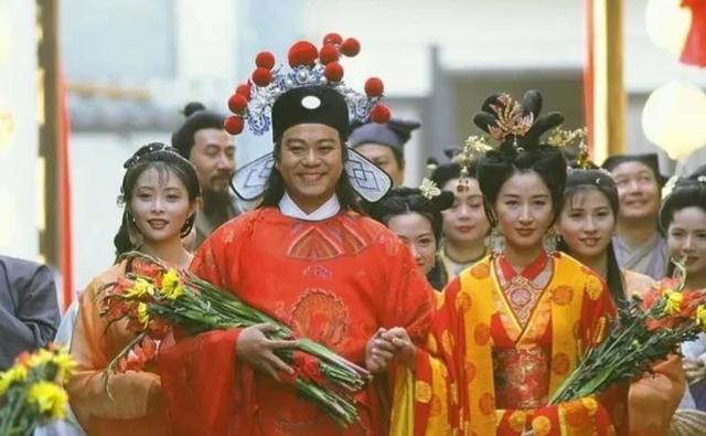 看了欧阳震华和林保怡,才明白男人可以不帅,但一定要有气质