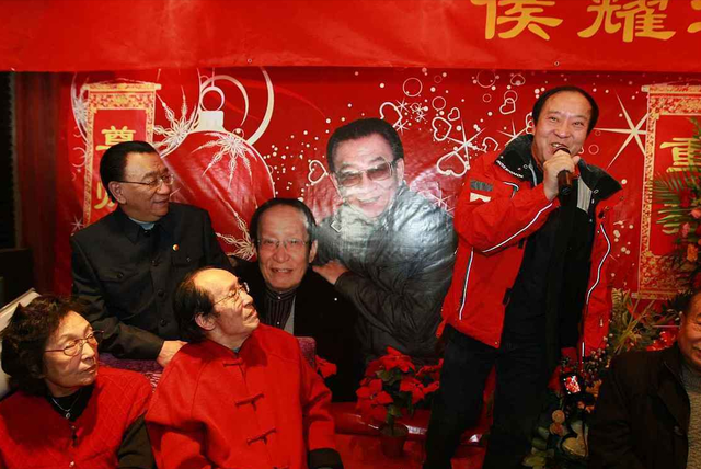 刘肃：她是牛群前妻，50岁提出离婚，不要家庭不要孩子活出自我