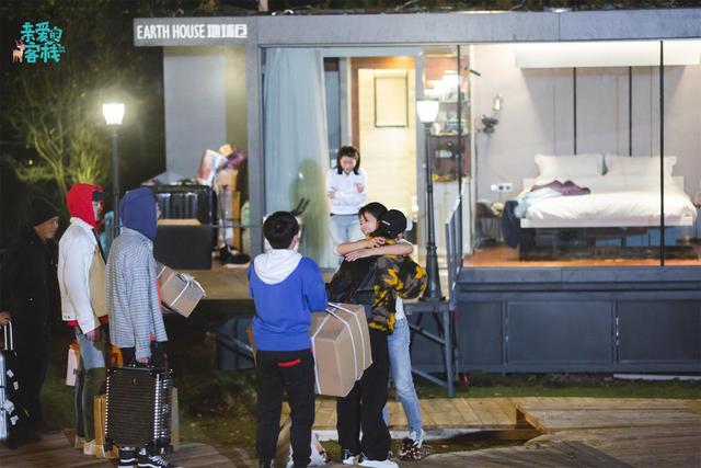 《亲爱的·客栈2》:温暖团圆收视夺冠 亲情友情有爱引发共鸣