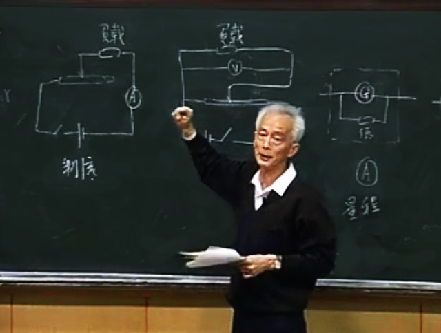 北大的“四大疯人院”中,不只有韦神,还有三位“鬼才”让人佩服