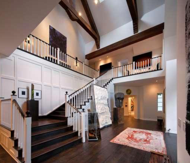 双料影后太会搞钱被前夫嫌弃？如今44岁成亿万富婆，事业家庭两开花