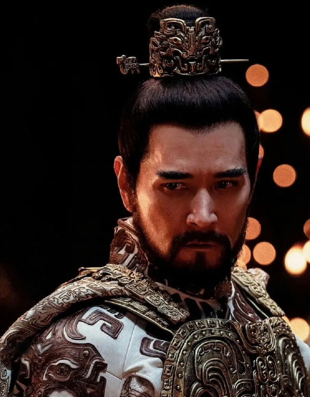 终于明白费翔没有老婆没有孩子的原因了！看他和许知远对谈就明白