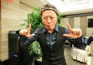 郭涛黄渤(郭涛打女人风波后首现身，对女助理颐指气使，再显大男子主义本色)