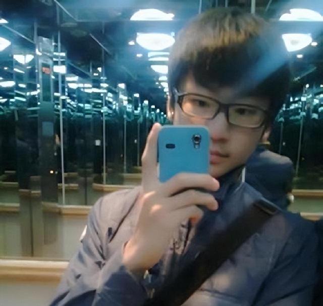 白清扬：白岩松“放养”出来的学霸，保送伦敦国王学院读蒙古学