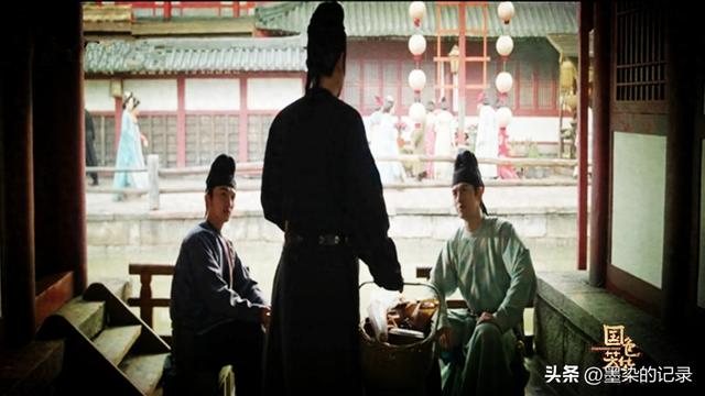 电视剧《国色芳华》：嘴硬心软，何父从来都没有忘记过自己的女儿