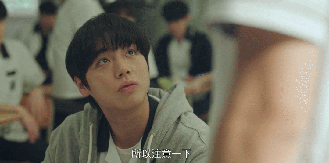 学霸被校园霸凌，他用高智商狠揍混混，以暴制暴看得又爽又过瘾