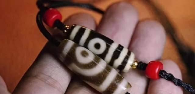 世界上仅存的两颗九眼天珠，一颗就在李连杰的脖子上，价值上亿