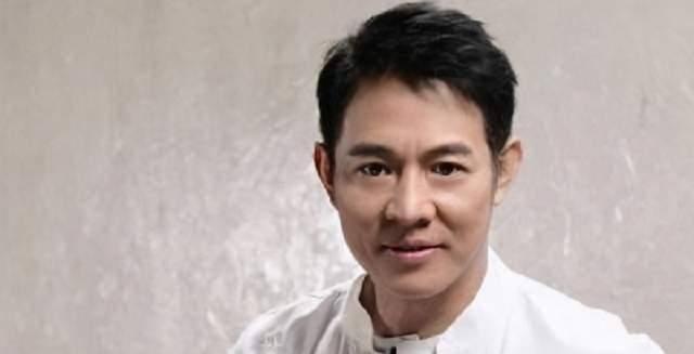 世界上仅存的两颗九眼天珠，一颗就在李连杰的脖子上，价值上亿