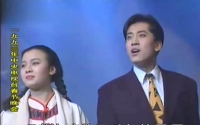 他8次上春晚,作死被捕入狱,今55岁无人问津,老搭档也断了联系