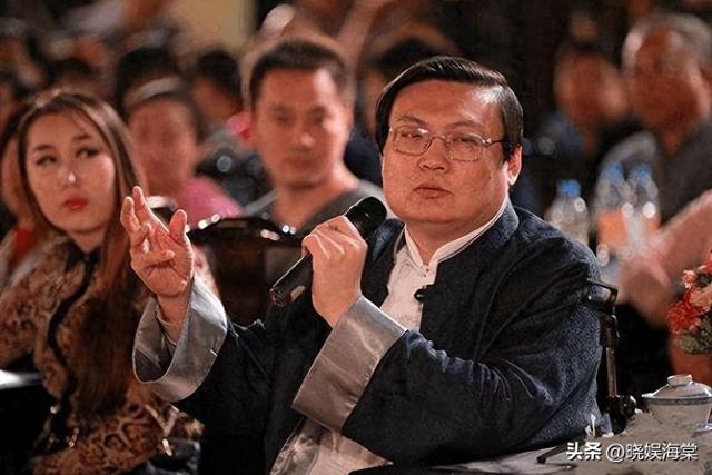 销声匿迹7年多，“一代铁嘴”梁宏达，因口不择言今再无翻红可能