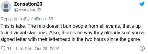 美国职业棒球赛正进行,3名女模特突然脱衣露胸…