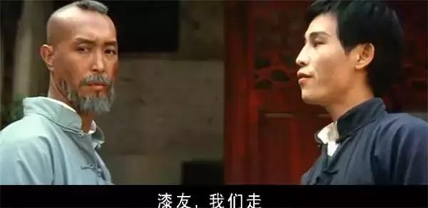 入行40多年，参演过300多部影片，李初九、屎忽龙最为人熟知