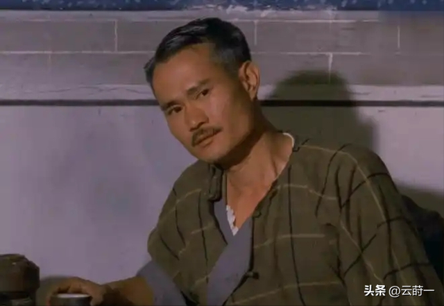 林正英:3拒苑琼丹求婚,死后却给她留下1000万遗产,一生太凄苦